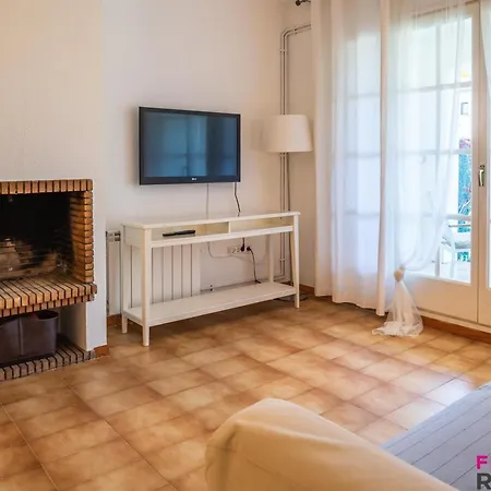 En Planta Baja Con Jardin Y Acceso A Piscina, Cerca De Playa De Sant Pol - Es-298-47 Lejlighed Platja d'Aro