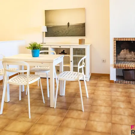 En Planta Baja Con Jardin Y Acceso A Piscina, Cerca De Playa De Sant Pol - Es-298-47 Platja d'Aro