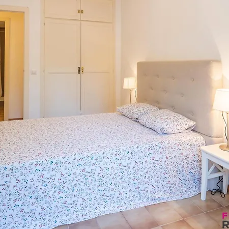En Planta Baja Con Jardin Y Acceso A Piscina, Cerca De Playa De Sant Pol - Es-298-47 *