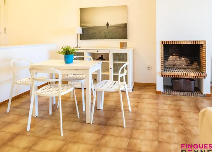 En Planta Baja Con Jardin Y Acceso A Piscina, Cerca De Playa De Sant Pol - Es-298-47 Castell-Platja d’Aro