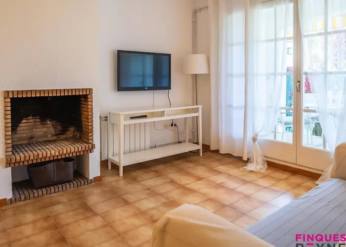 En Planta Baja Con Jardin Y Acceso A Piscina, Cerca De Playa De Sant Pol - Es-298-47 Apartment Castell-Platja d’Aro