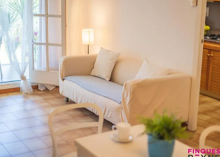 En Planta Baja Con Jardin Y Acceso A Piscina, Cerca De Playa De Sant Pol - Es-298-47 Платжа-д'Ару