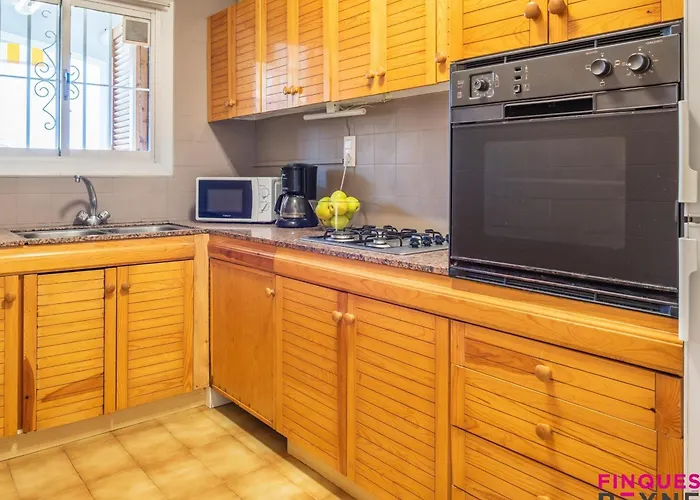 En Planta Baja Con Jardin Y Acceso A Piscina, Cerca De Playa De Sant Pol - Es-298-47 Apartment Castell-Platja d’Aro