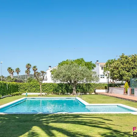 En Planta Baja Con Jardin Y Acceso A Piscina, Cerca De Playa De Sant Pol - Es-298-47 Platja d'Aro